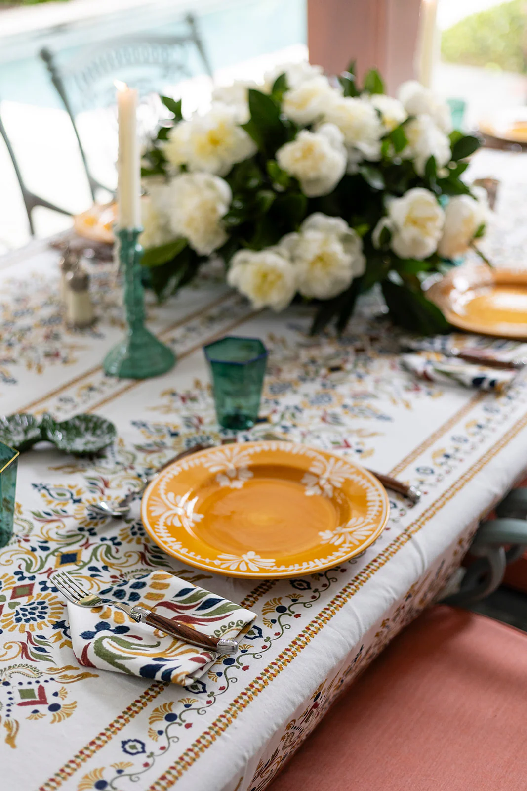 Ecru Fleur Dinner Napkins - Image 3