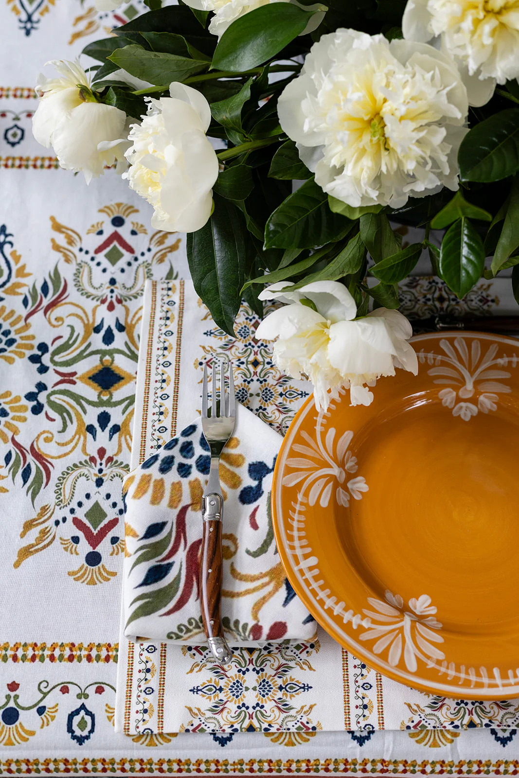 Ecru Fleur Dinner Napkins - Image 4