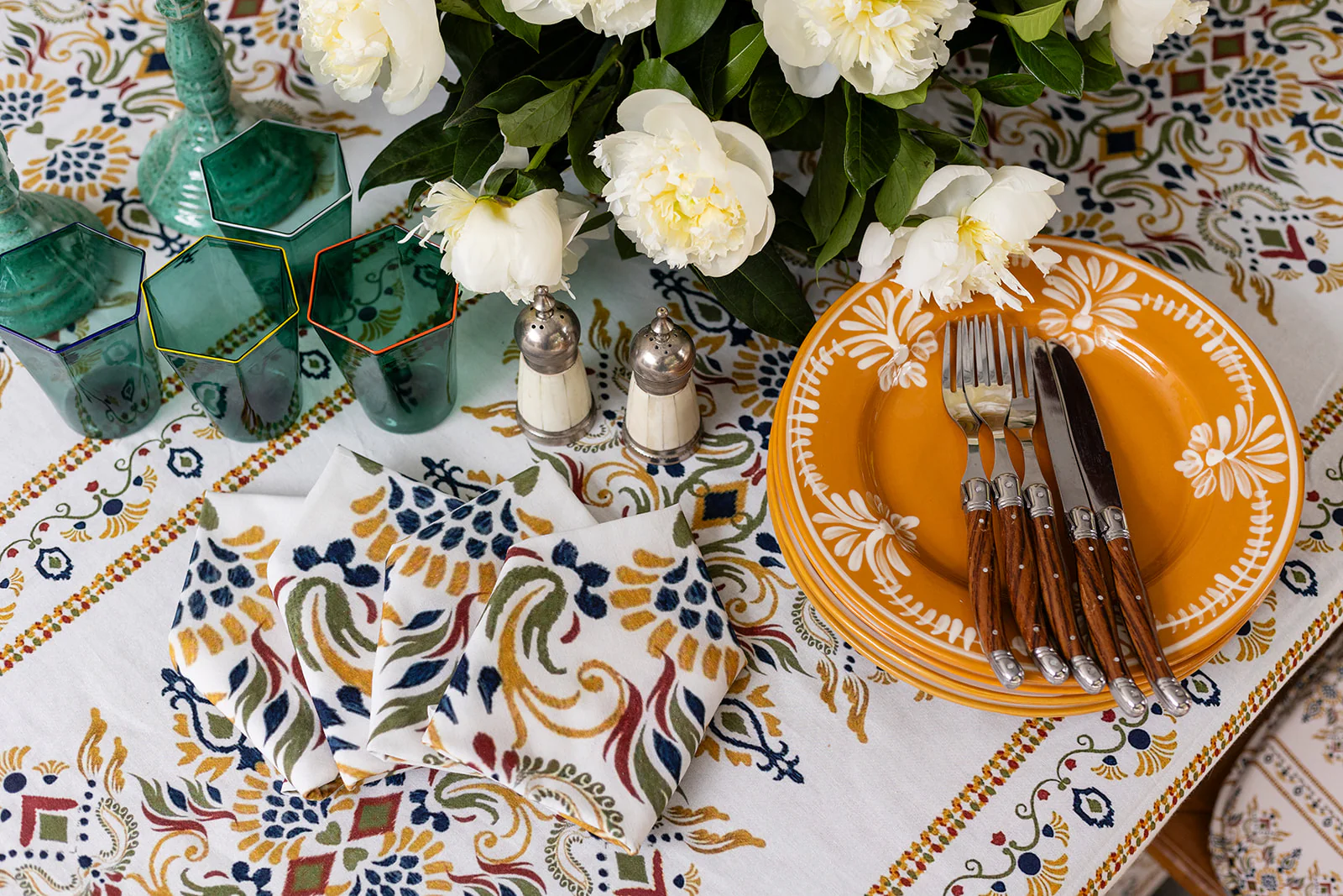 Ecru Fleur Dinner Napkins - Image 9